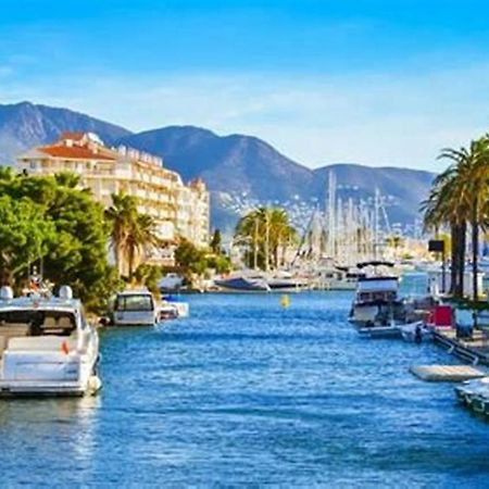 A16-Casa Con Barbacoa En La Playa Villa Empuriabrava Exteriör bild